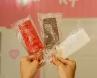 Paletas artesanales frutales — Fresa - Imagen 2